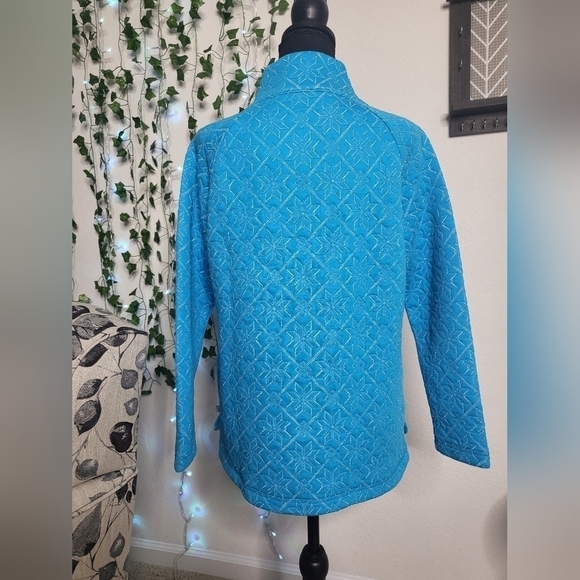 💚HP💚NWT T by Talbots Blue Silver Metallic Cotton Blend Crossover Neck Pullover - Picture 4 of 8